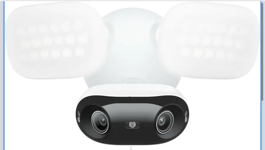 Reolink dual-lens floodlight camera with two LED panels